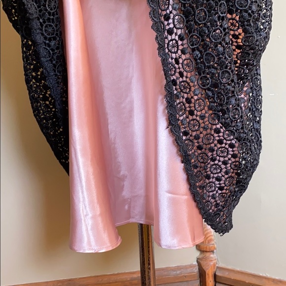 NWOT!! Black and Pink Lace Overlay Skirt by Harolds - Picture 4 of 6